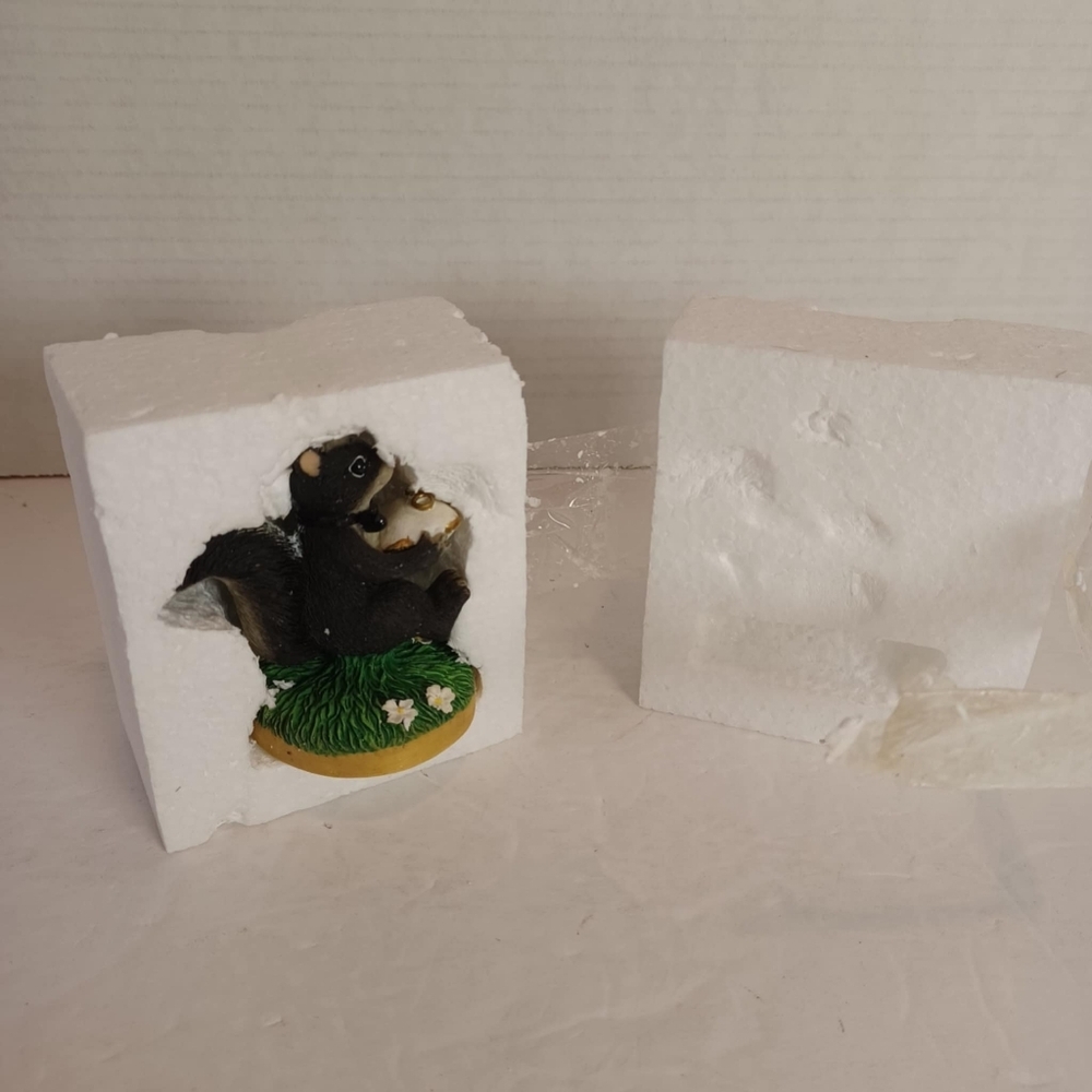 Fitz & Floyd‎ Charming Tails Skunk The Ring Bearer Figure Figurine Wedding